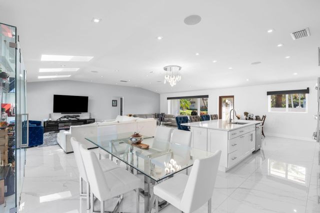 2813 NE 29th St, Fort Lauderdale, FL 33306