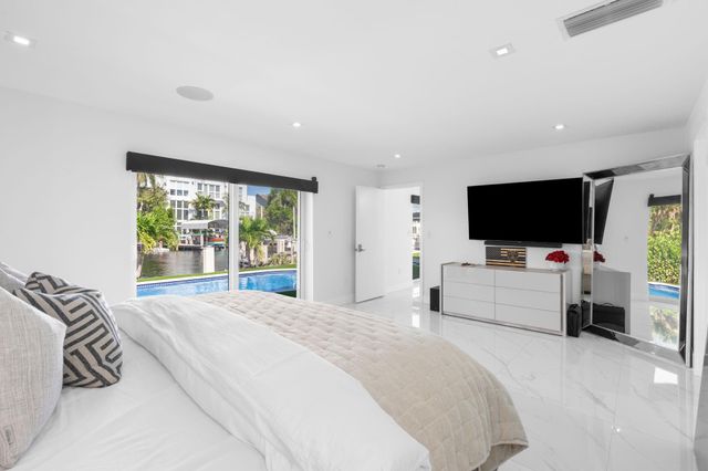 2813 NE 29th St, Fort Lauderdale, FL 33306