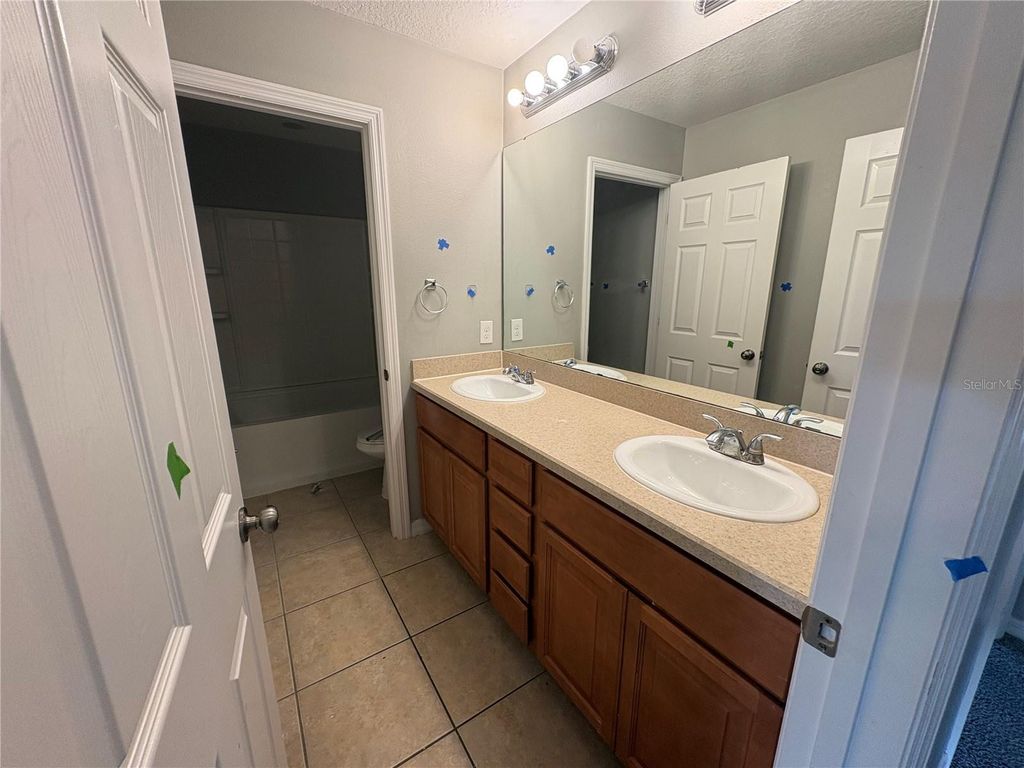 Image 20 of property listing at 2688 YOUNGFORD STREET, Orlando, FL 32824