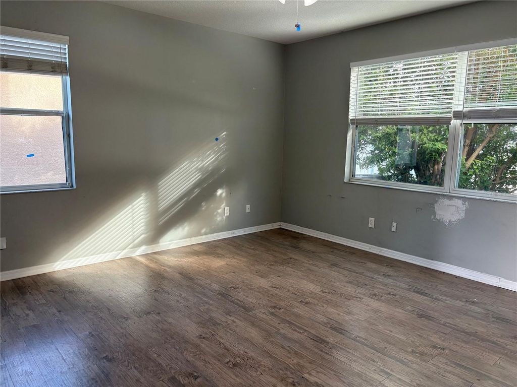 Image 8 of property listing at 2688 YOUNGFORD STREET, Orlando, FL 32824