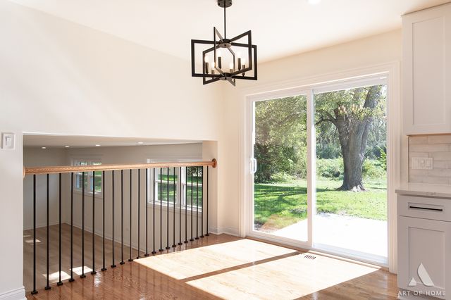11226 S Deerpath Lane, Palos Hills, IL 60465