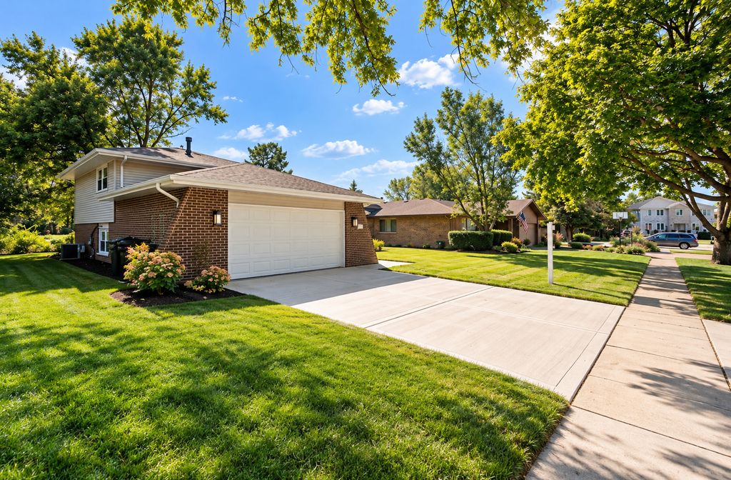 11226 S Deerpath Lane, Palos Hills, IL 60465 — photo 4