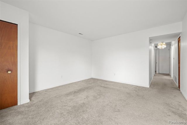 6226 Highview Street, Dearborn Heights, MI 48127