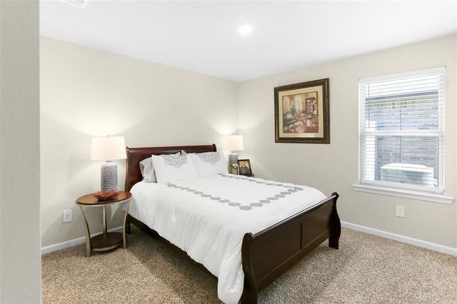 2219 S Savannah Lakes Drive, Lake Charles, LA 70607