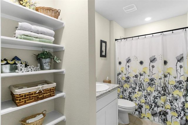 2219 S Savannah Lakes Drive, Lake Charles, LA 70607