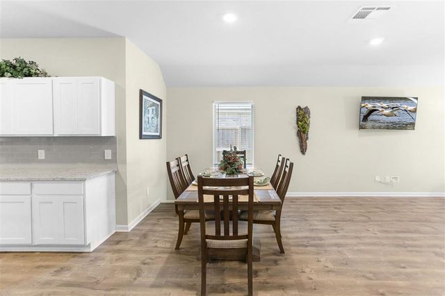 2219 S Savannah Lakes Drive, Lake Charles, LA 70607