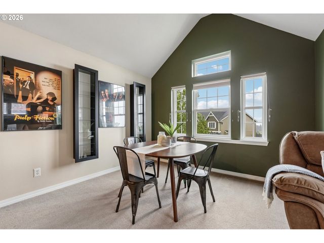 1034 Nw HOQUIAM Ct, Camas, WA 98607