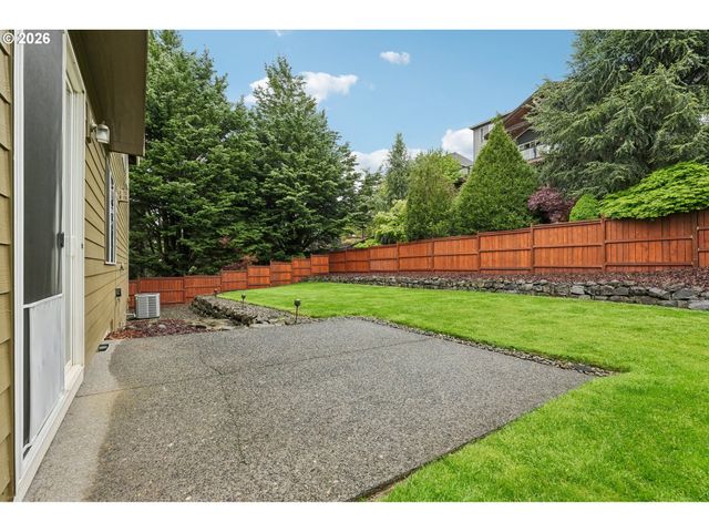1034 Nw HOQUIAM Ct, Camas, WA 98607