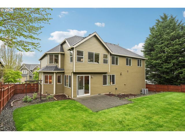 1034 Nw HOQUIAM Ct, Camas, WA 98607