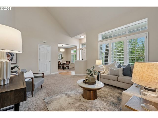 1034 Nw HOQUIAM Ct, Camas, WA 98607