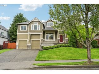 1034 Nw HOQUIAM Ct, Camas, WA 98607