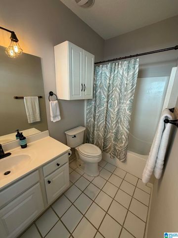 8564 DOVER DRIVE, Leeds, AL 35094