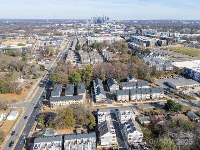 5104 York Park Lane, Charlotte, NC 28217