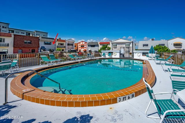 625 N Halifax Ave Apt 11, Daytona Beach, FL 32118