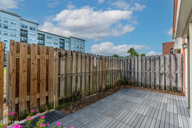 625 N Halifax Ave Apt 11, Daytona Beach, FL 32118