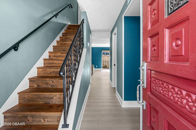 625 N Halifax Ave Apt 11, Daytona Beach, FL 32118