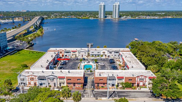 625 N Halifax Ave Apt 11, Daytona Beach, FL 32118