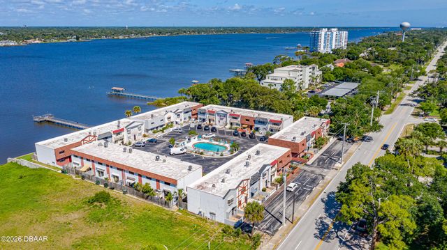 625 N Halifax Ave Apt 11, Daytona Beach, FL 32118