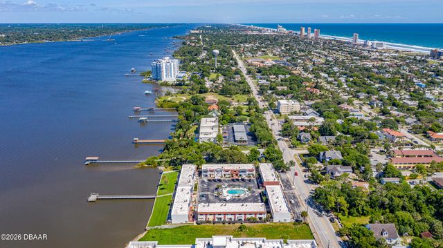 625 N Halifax Ave Apt 11, Daytona Beach, FL 32118