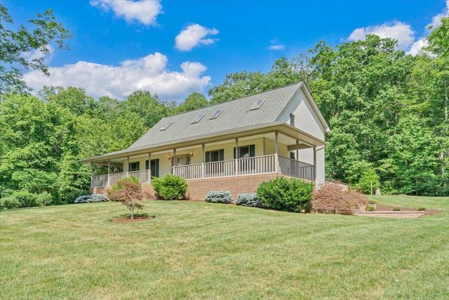 5145 Bradshaw RD, Salem, VA 24153