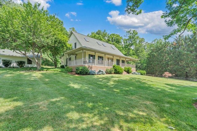 5145 Bradshaw RD, Salem, VA 24153