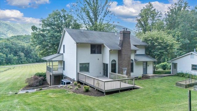5145 Bradshaw RD, Salem, VA 24153