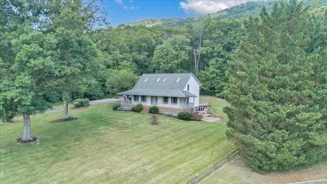 5145 Bradshaw RD, Salem, VA 24153