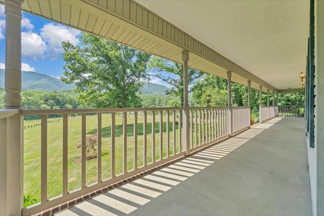 5145 Bradshaw RD, Salem, VA 24153