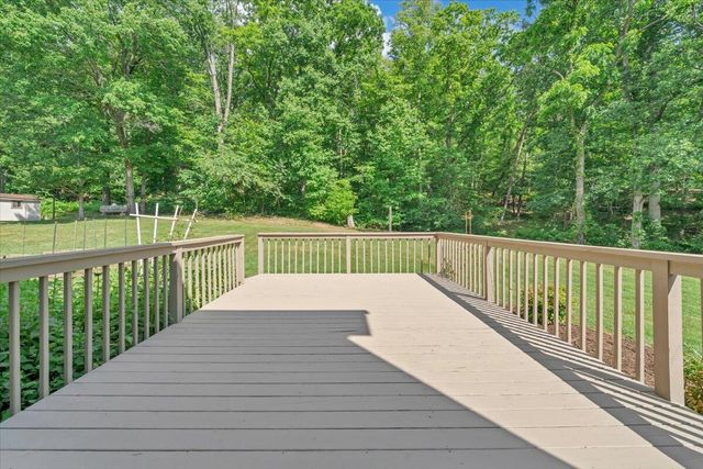 5145 Bradshaw RD, Salem, VA 24153