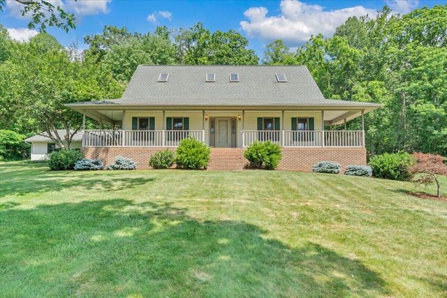 5145 Bradshaw RD, Salem, VA 24153