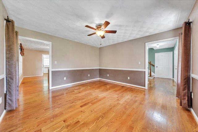 5145 Bradshaw RD, Salem, VA 24153