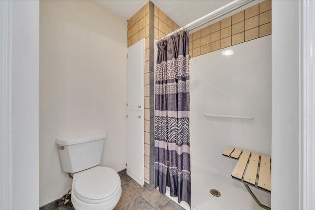 5145 Bradshaw RD, Salem, VA 24153