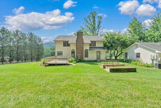 5145 Bradshaw RD, Salem, VA 24153