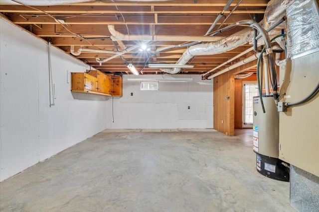 5145 Bradshaw RD, Salem, VA 24153