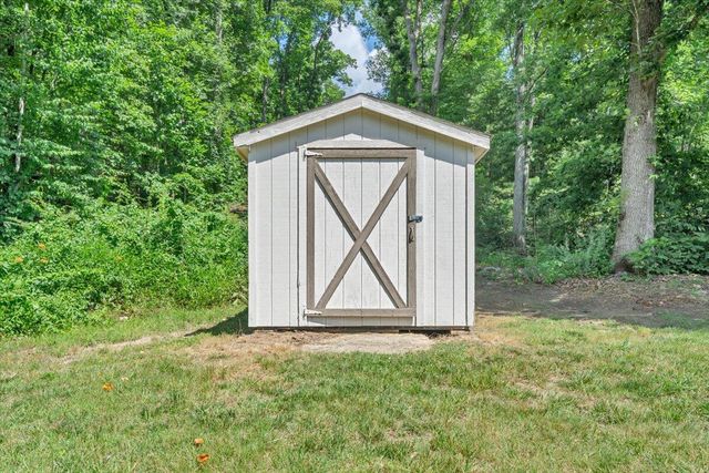 5145 Bradshaw RD, Salem, VA 24153