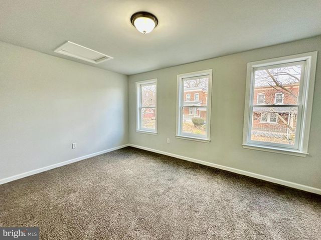 668 W VINE ST, Lancaster, PA 17603