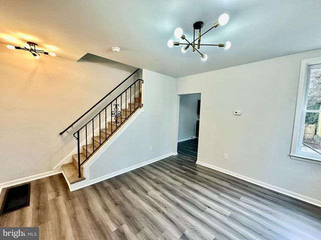 668 W VINE ST, Lancaster, PA 17603