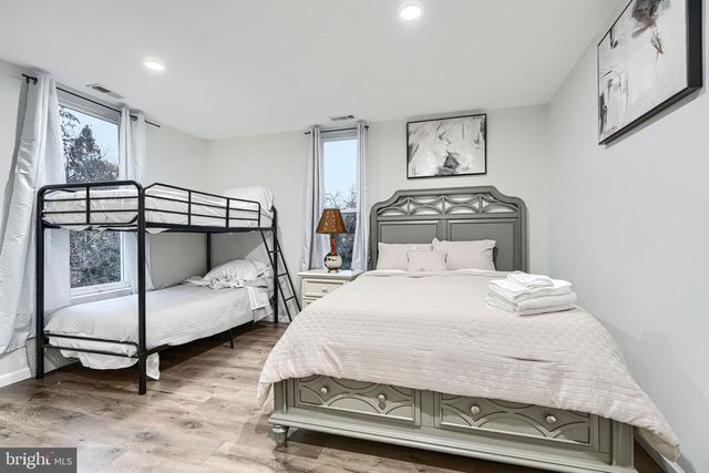 17 TUNIC AVE, Capitol Heights, MD 20743