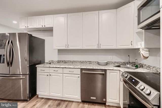 17 TUNIC AVE, Capitol Heights, MD 20743