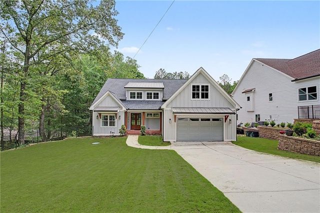 376 Hunnicutt Road SE, Mableton, GA 30126