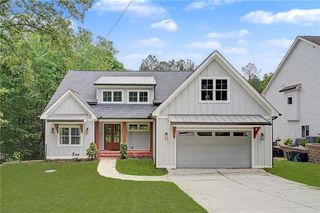 376 Hunnicutt Road SE, Mableton, GA 30126
