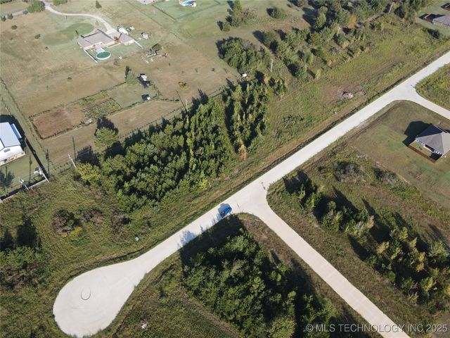 47 Royal Oak Circle, Durant, OK 74701