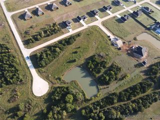 47 Royal Oak Circle, Durant, OK 74701