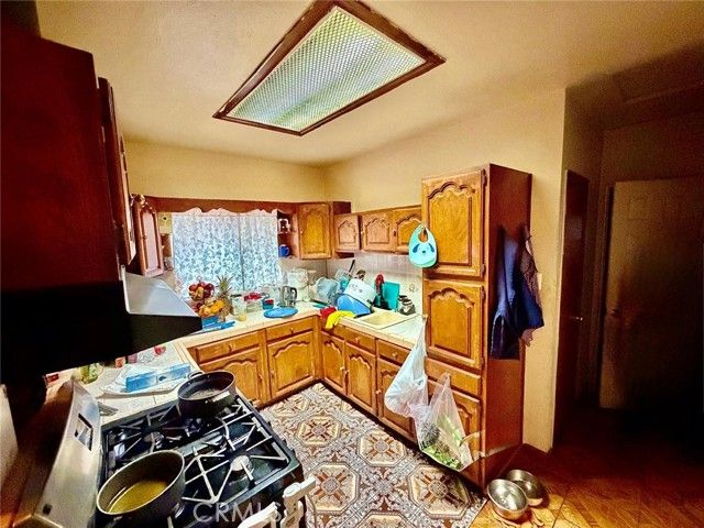 1454 E 50th, Los Angeles, CA 90011