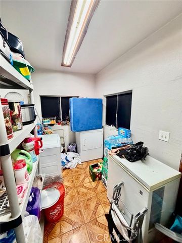 1454 E 50th, Los Angeles, CA 90011