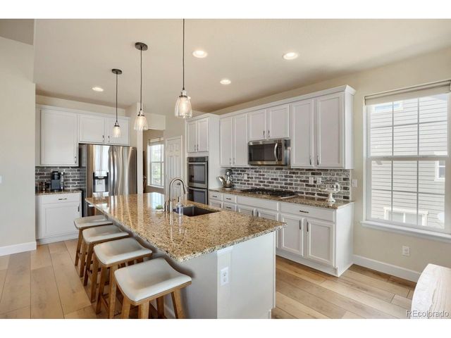 23366 E Piccolo Dr, Aurora, CO 80016