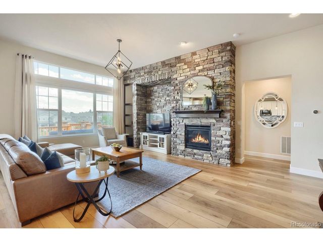 23366 E Piccolo Dr, Aurora, CO 80016