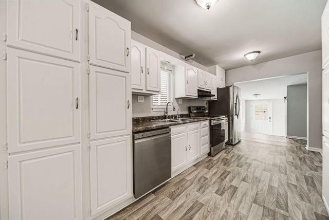 2483 Valleyview Drive, Columbus, OH 43204
