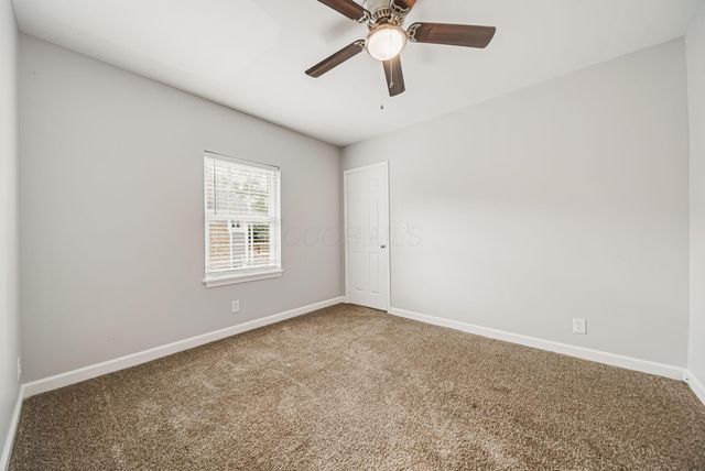 2483 Valleyview Drive, Columbus, OH 43204
