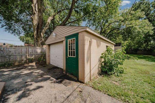 2483 Valleyview Drive, Columbus, OH 43204
